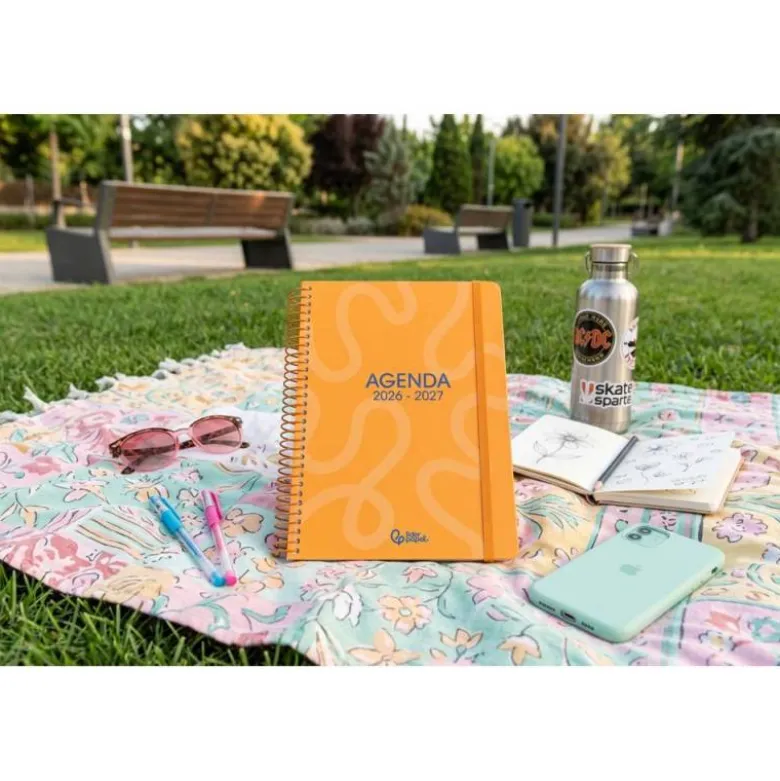 AGENDA ESCOLAR LIDERPAPEL 26-27 ESPIRAL CLASSIC 2 DIAS PAGINA A5 BILINGUE 70G PAPEL FSC NARANJA