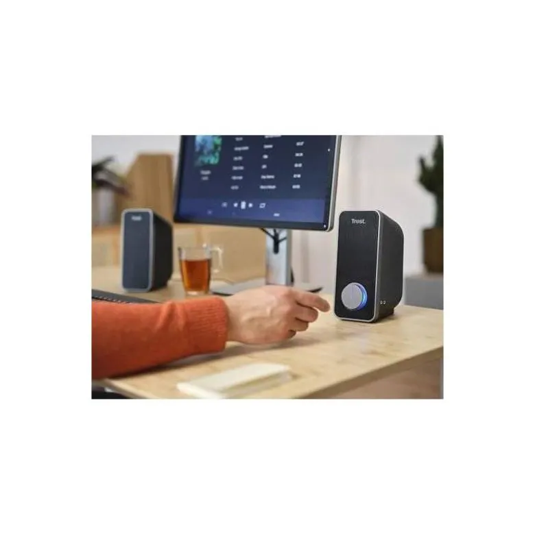 ALTAVOCES TRUST ARYS 2.0 POTENCIA 28W CONTROL DE VOLUMEN Y CONEXION AURICULARES