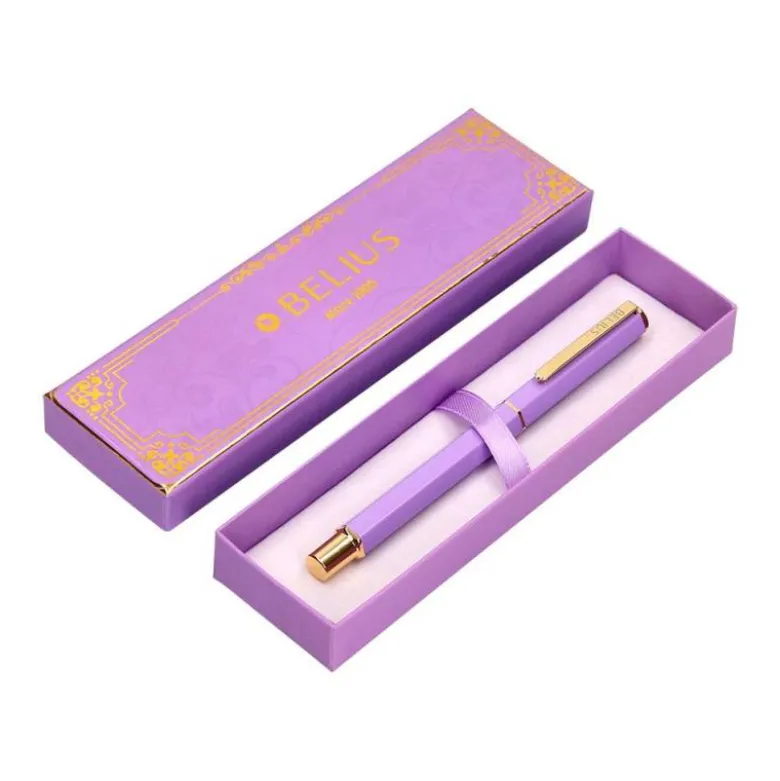 BOLIGRAFO BELIUS MACARON BLISS FORMA HEXAGONAL COLOR MORADO Y DORADO TINTA AZUL CAJA DE DISEÑO