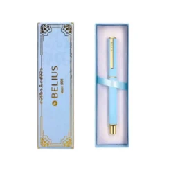 BOLIGRAFO BELIUS MACARON BLISS FORMA HEXAGONAL COLOR CELESTE Y DORADO TINTA AZUL CAJA DE DISEÑO