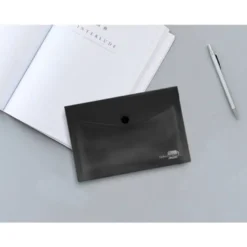 Carpeta dossier broche Liderpapel DIN A7 polipropileno 180 micras 50 hojas color negro