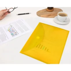 Carpeta sobre con velcro Din A4 Liderpapel amarillo
