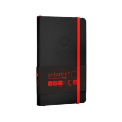 CUADERNO CON GOMILLA ANTARTIK NOTES TAPA BLANDA A6 HOJAS LISAS NEGRO Y ROJO 100 HOJAS 80 GR FSC