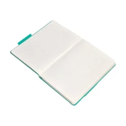CUADERNO CON GOMILLA ANTARTIK NOTES TAPA DURA A4 HOJAS CUADRICULA TURQUESA 100 HOJAS 80 GR FSC