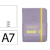 CUADERNO CON GOMILLA ANTARTIK NOTES TAPA DURA A7 HOJAS LISAS MORADO Y AMARILLO 80 HOJAS 80 GR FSC