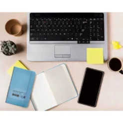 CUADERNO CON GOMILLA ANTARTIK NOTES TAPA DURA A6 HOJAS CUADRICULA AZUL CLARO 100 HOJAS 80 GR FSC