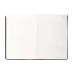 CUADERNO CON GOMILLA ANTARTIK NOTES TAPA DURA A4 HOJAS LISAS AZUL CLARO 100 HOJAS 80 GR FSC