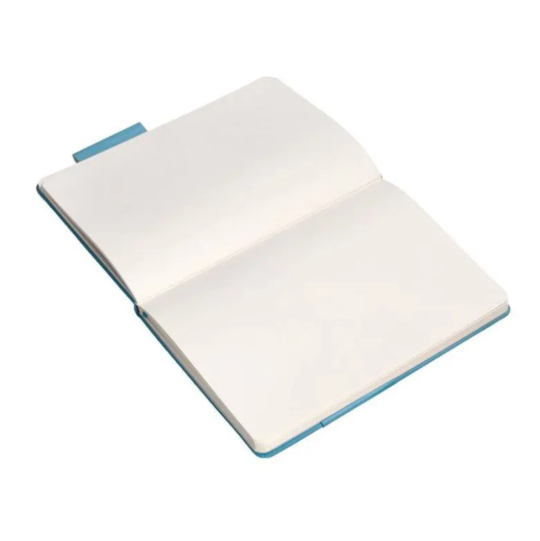 CUADERNO CON GOMILLA ANTARTIK NOTES TAPA DURA A5 HOJAS LISAS AZUL CLARO 100 HOJAS 80 GR FSC
