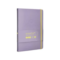 CUADERNO CON GOMILLA ANTARTIK NOTES TAPA DURA A5 HOJAS LISAS MORADO Y AMARILLO 100 HOJAS 80 GR FSC