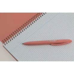 CUADERNO ESPIRAL ANTARTIK A4 TAPA FOAM 80H 90GR CUADRO 4MM CON MARGEN COLOR CORAL