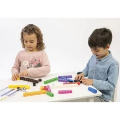 CUBO ENGARZABLE PARA JUEGOS MATEMATICOS SET DE 100 UNIDADES EN 10 COLORES SURTIDOS + 3 AÑOS