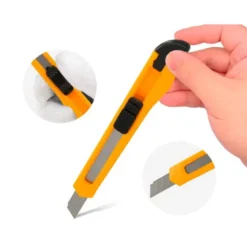 CUTER Q-CONNECT PLASTICO ESTRECHO CUCHILLA 9 MM XD-05 CAJA DE 60 UNIDADES