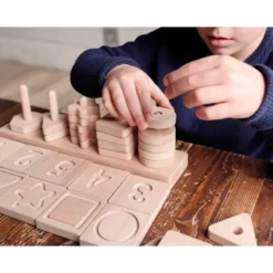 JUEGO DIDACTICO ANDREUTOYS FORMAS GEOMETRICAS SENSORIALES MADERA +2 AÑOS