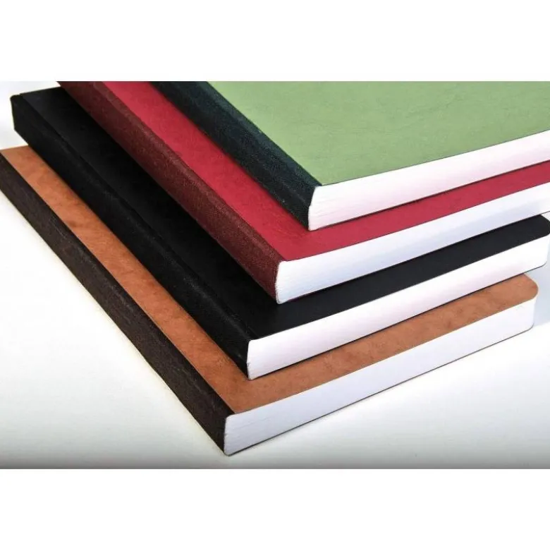 Libreta Clarefontaine color negro A5 tapa cartulina rayado horizontal 96 hojas