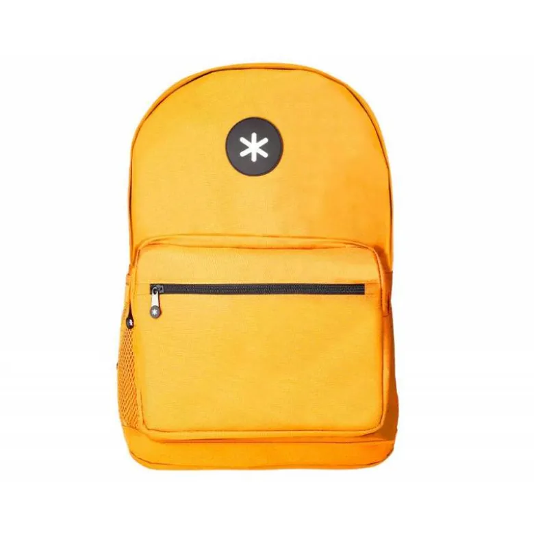 MOCHILA ANTARTIK CON ASA Y BOLSILLO FRONTAL CONCREMALLERA COLOR MOSTAZA 320X140X430 MM