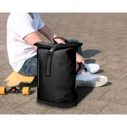 MOCHILA ESCOLAR ANTARTIK WATER PROOF ENROLLABLE DISEÑO CASUAL COLOR NEGRO 480X130X280 MM