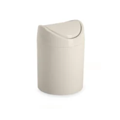 PAPELERA PLASTICO PLASTICFORTE TINY SOBREMESA 1,4L COLORES SURTIDOS 12,5X12,5X17,5 CM