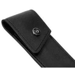 PLUMA Y ESTUCHE BELIUS TURBO ALUMINIO TEXTURA PUNTEADA COLOR NEGRO Y PLATEADO TINTA AZUL CAJA DE DISEÑO