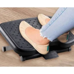 Reposapies ajustable Q-Connect premium con alfombrilla de caucho