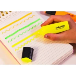 ROTULADOR ARTLINE FLUORESCENTE EK-690 ECO GREEN PUNTA BISELADA 1-4 MM AMARILLO