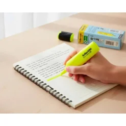 ROTULADOR ARTLINE FLUORESCENTE EK-690 ECO GREEN PUNTA BISELADA 1-4 MM AMARILLO