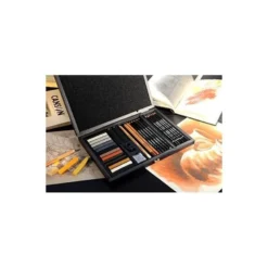 SET DIBUJO LYRA ESTUCHE DE MADERA CON 31 PIEZAS SURTIDAS