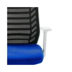 SILLA ROCADA DE OFICINA BRAZOS REGULABLES ESTRUCTURA BLANCA RESPALDO MALLA Y ASIENTO TELA IGNIFUGA NEGRO