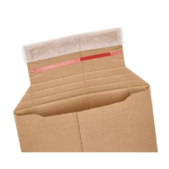 SOBRE PARA ENVIOS Q-CONNECT CARTON 100% RECICLADO Y RECICLABLE CIERRE AUTOADHESIVO314X252X72 MM COLOR KRAFT