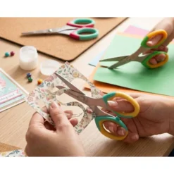 Tijera escolar Liderpapel 13,5cm